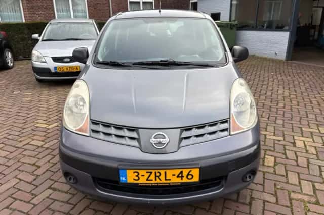 Nissan Note (2007) thumbnail 3