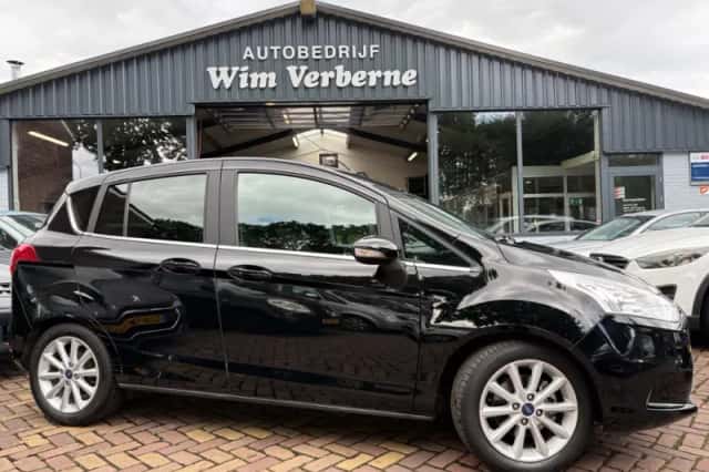 Ford B-Max (2017) thumbnail 1