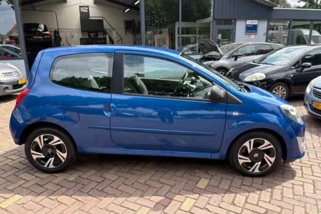Renault Twingo (2009) thumbnail 2