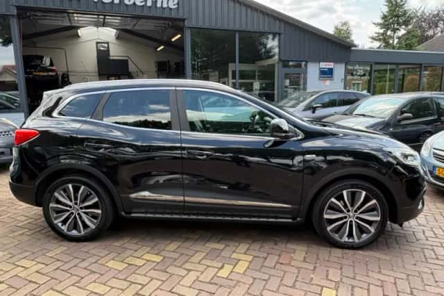 Renault Kadjar (2017) thumbnail 2