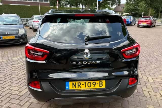 Renault Kadjar (2017) thumbnail 5