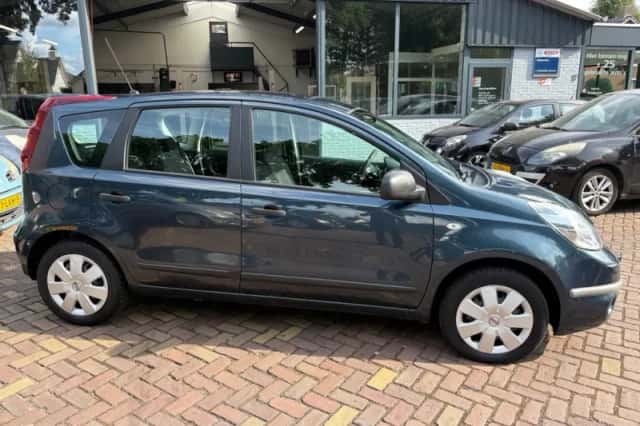 Nissan Note (2012) thumbnail 2