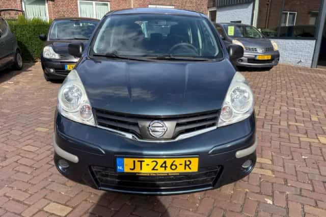 Nissan Note (2012) thumbnail 3
