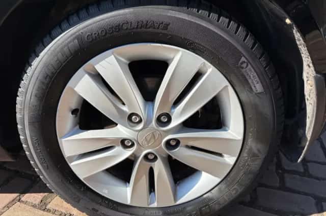 Hyundai ix20 (2012) thumbnail 6