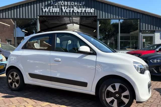 Renault Twingo (2015) thumbnail 1