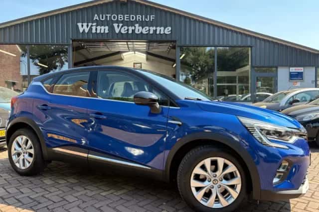 Renault Captur (2021) thumbnail 1