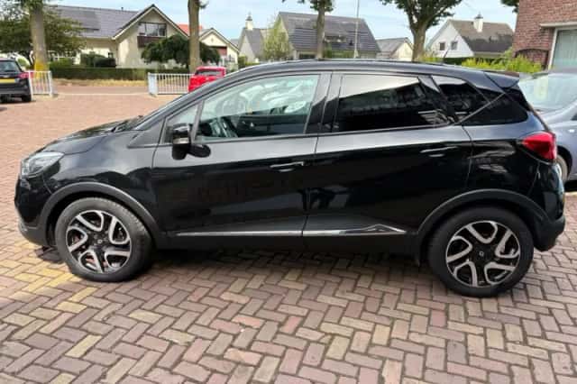 Renault Captur (2015) thumbnail 4