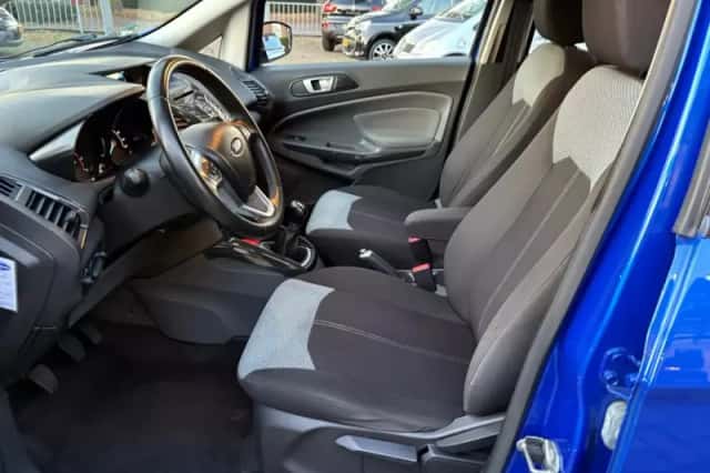 Ford EcoSport (2015) thumbnail 6
