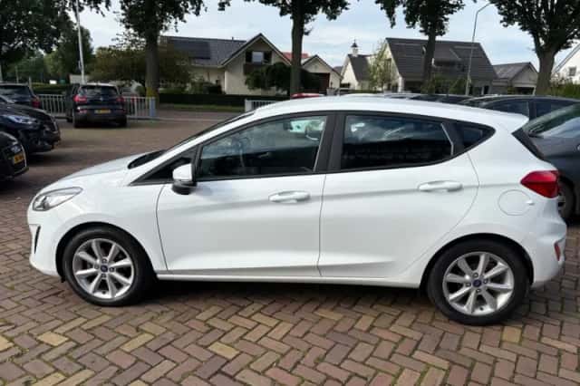 Ford Fiesta (2019) thumbnail 4