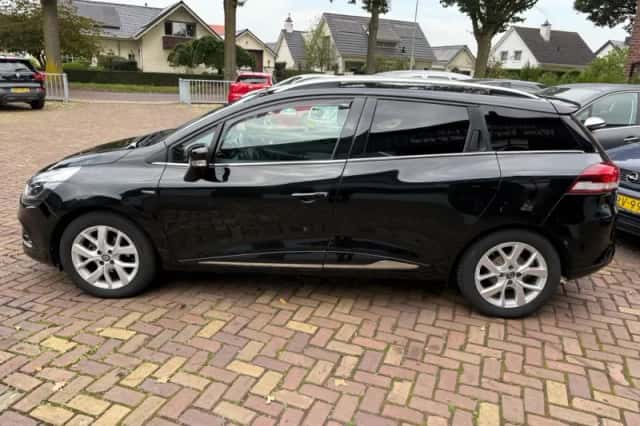 Renault Clio (2018) thumbnail 4