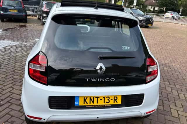 Renault Twingo (2015) thumbnail 5