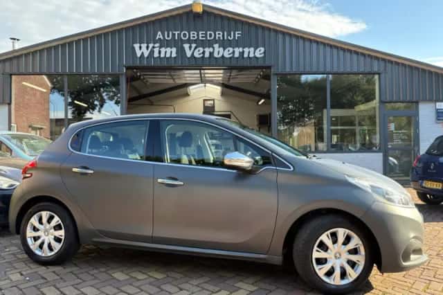 Peugeot 208 (2016) thumbnail 1