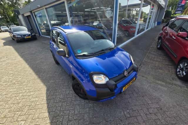 Fiat Panda (2020) thumbnail 2