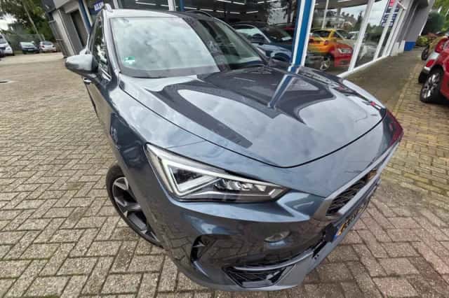 CUPRA Formentor (2023) thumbnail 3