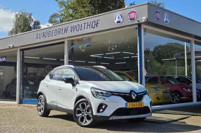 Renault Captur (2020) thumbnail 1