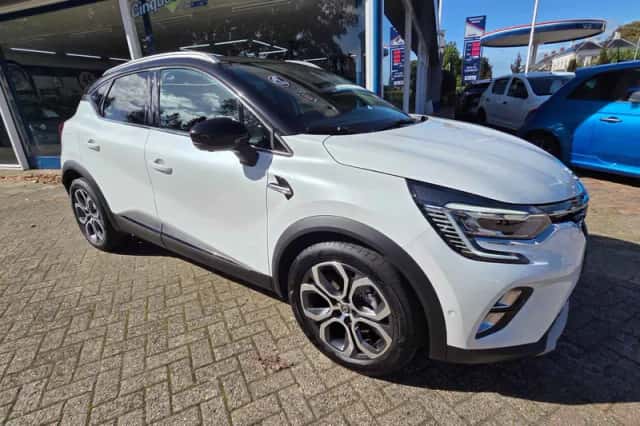 Renault Captur (2020) thumbnail 2