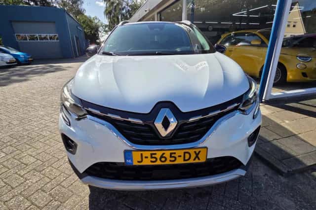Renault Captur (2020) thumbnail 5