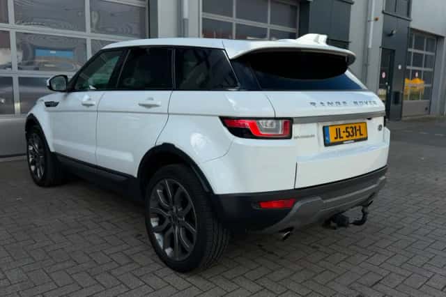 Land Rover Range Rover Evoque (2016) thumbnail 4