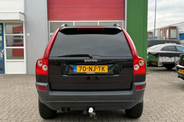 Volvo XC90 (2003) thumbnail 5