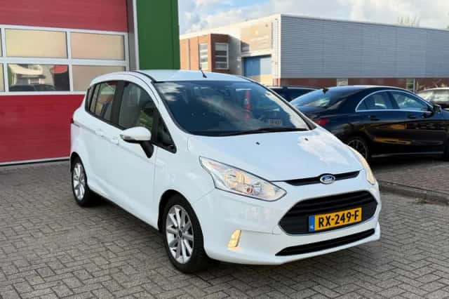 Ford B-Max (2014) thumbnail 3