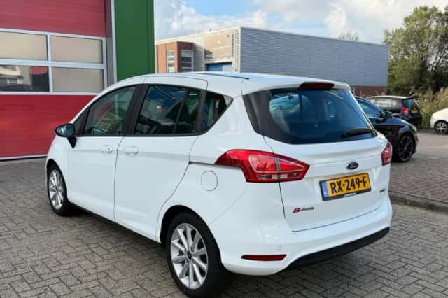 Ford B-Max (2014) thumbnail 6