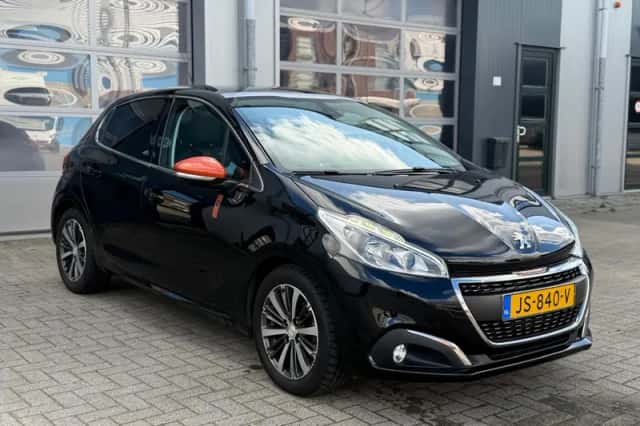 Peugeot 208 (2016) thumbnail 3