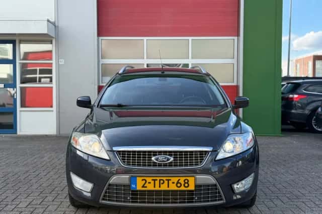 Ford Mondeo (2008) thumbnail 2