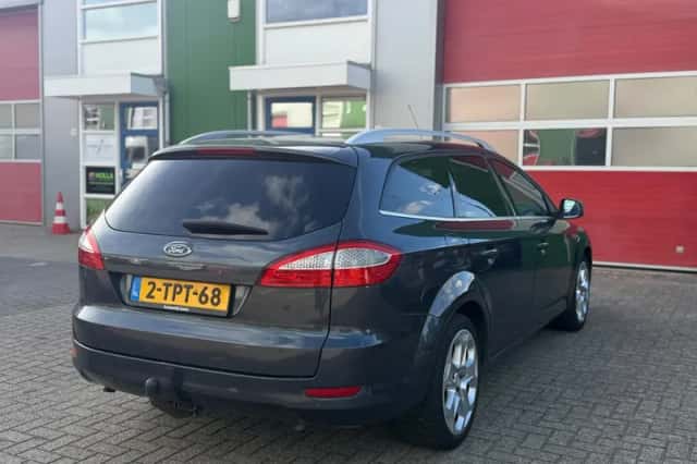 Ford Mondeo (2008) thumbnail 4