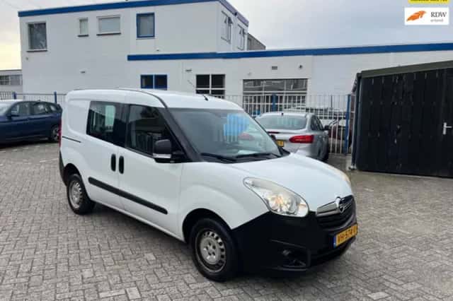 Opel Combo (2014) thumbnail 1
