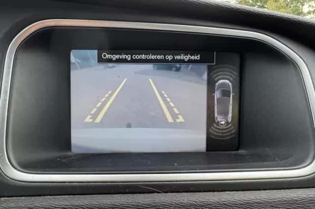 Volvo V40 (2012) thumbnail 6