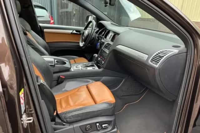 Audi Q7 (2011) thumbnail 3