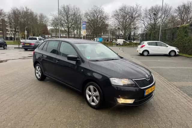 Škoda Rapid (2014) thumbnail 1