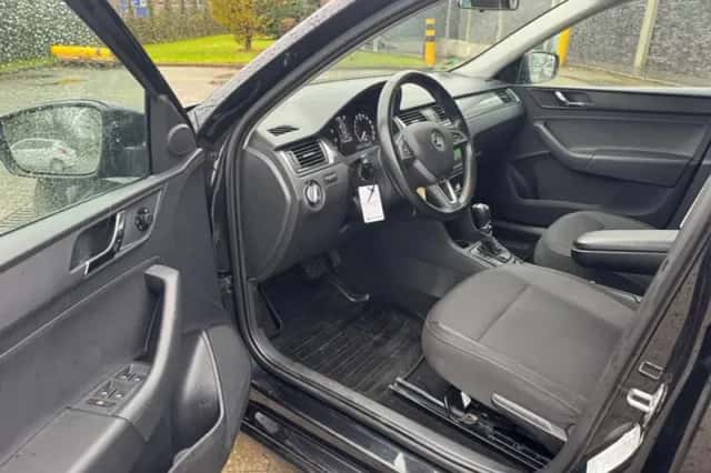 Škoda Rapid (2014) thumbnail 2