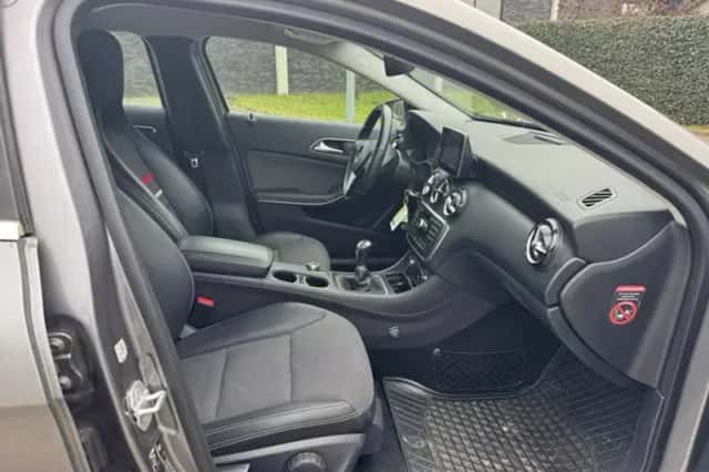Mercedes-Benz A-Klasse (2014) thumbnail 3