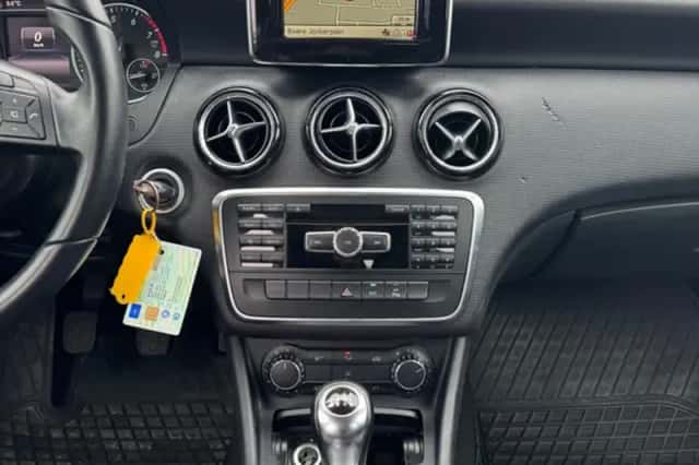Mercedes-Benz A-Klasse (2014) thumbnail 5
