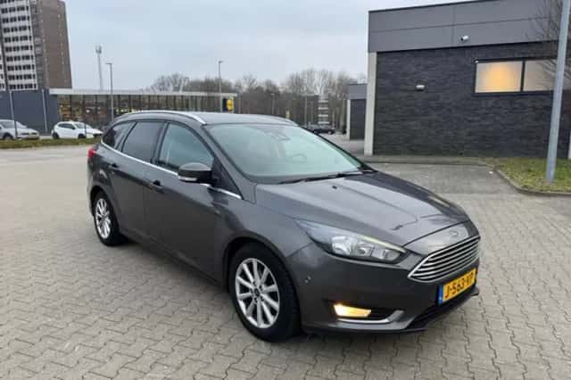Ford Focus (2016) thumbnail 1