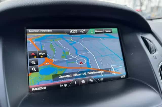 Ford Focus (2016) thumbnail 6