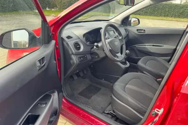 Hyundai i10 (2018) thumbnail 2