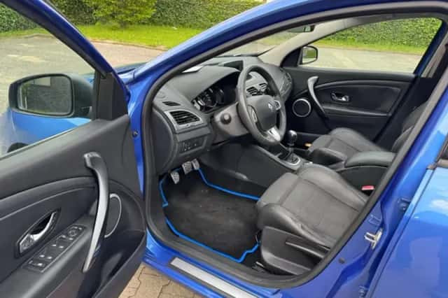 Renault Mégane (2012) thumbnail 2