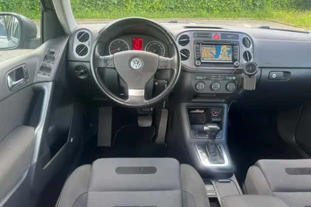 Volkswagen Tiguan (2009) thumbnail 4