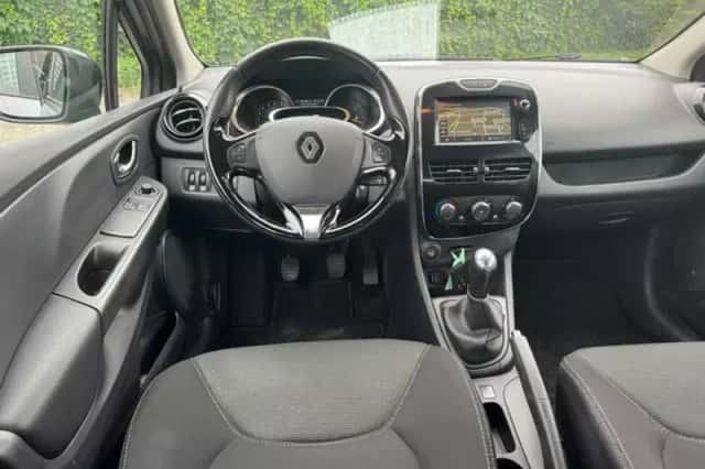 Renault Clio (2014) thumbnail 4