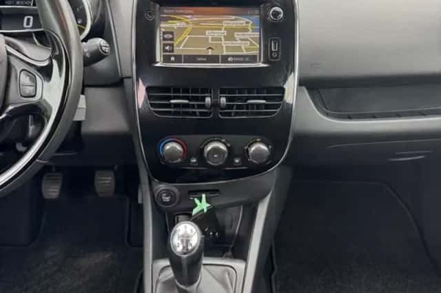 Renault Clio (2014) thumbnail 5