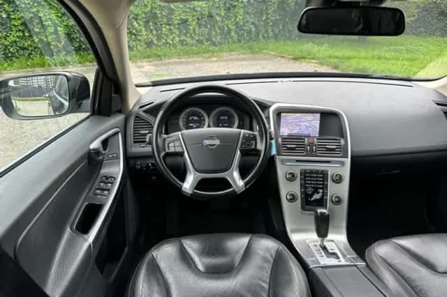 Volvo XC60 (2012) thumbnail 4