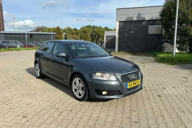 Audi A3 (2009) thumbnail 1
