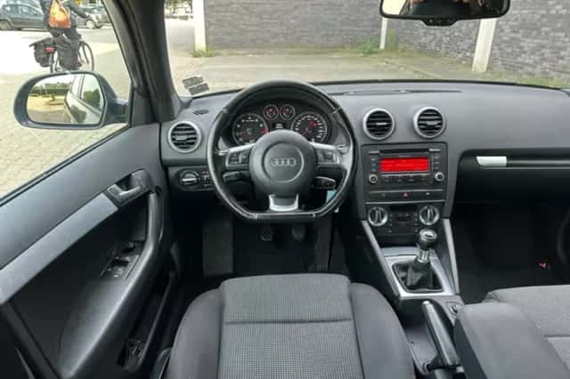 Audi A3 (2009) thumbnail 4