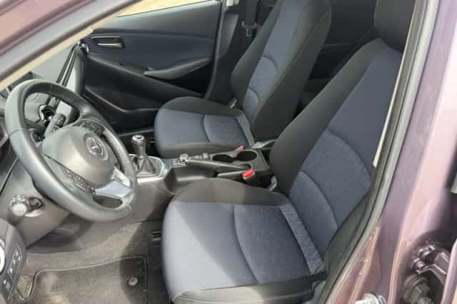 Mazda 2 (2015) thumbnail 6