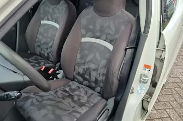 Suzuki Alto (2011) thumbnail 6