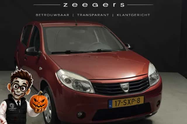 Dacia Sandero (2012) thumbnail 1