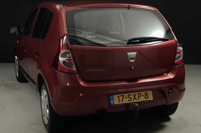Dacia Sandero (2012) thumbnail 5