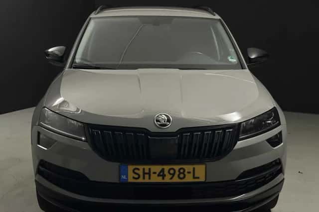 Škoda Karoq (2018) thumbnail 4